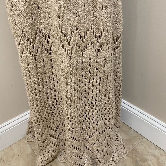 Free People Ikat Oasis Maxi Dress Halter Crochet
Knit buckles size L - Picture 7 of 12